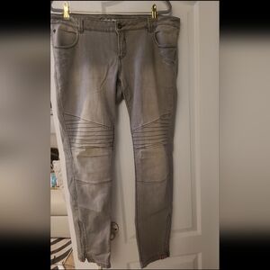 Esprit Skinny Jeans in Light Gray ~ 14